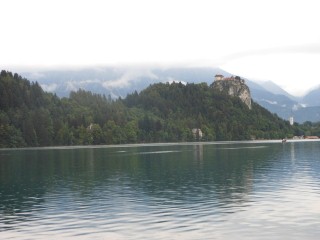 <span style="font-size: 26px; background-color: rgb(255, 255, 255); ">Lake Bled (Slovenia)</span>